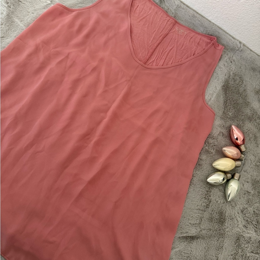 LOFT Women’s blouse Dusty Rose Sleeveless Top size M